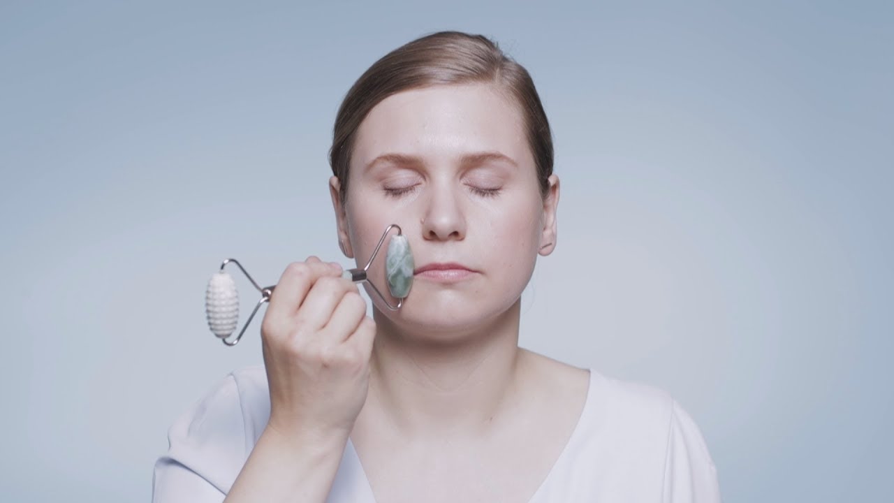 Province Apothecary - How-to use our Dual-Action Jade Roller