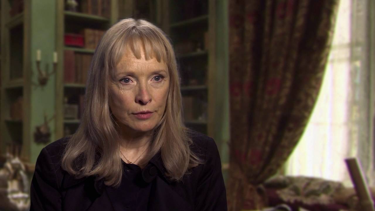 Alice Through the Looking Glass: Lindsay Duncan 