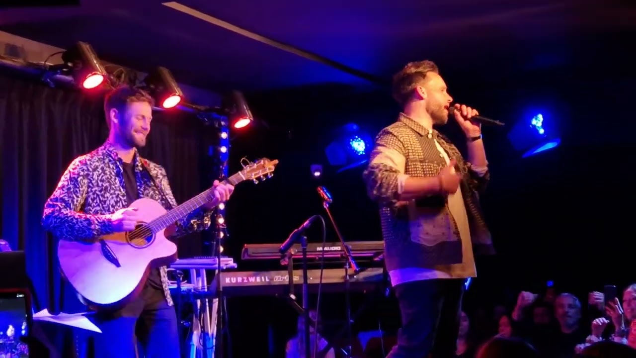 OTTA feat Thoj _ Cold hearted {Live @Moon and friends}