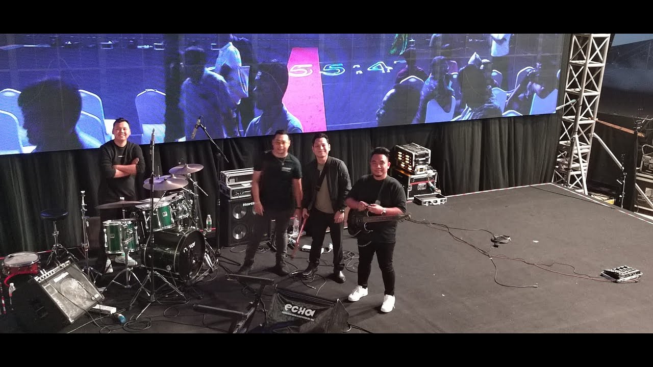 Vlog Day 1 The Crew : Countdown 2023 Stadium Perpaduan Kuching Sarawak