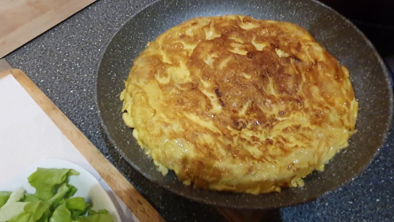 TORTILLA DE PATATAS OU OMELETTE ESPAGNOLE !