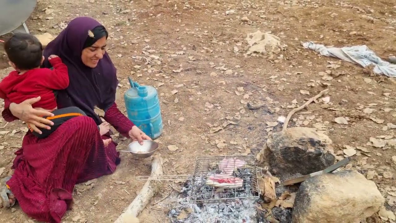 Simple nomadic family life