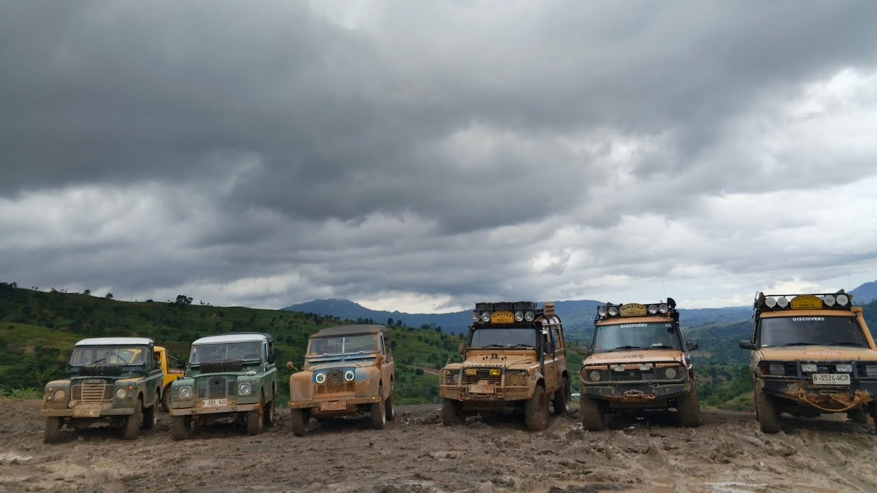 Fun Off-Road Land Rover's 