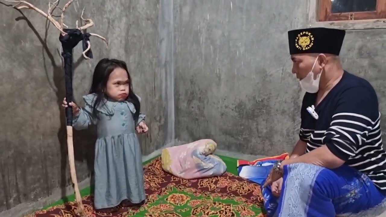 MADONA,KEDAP SU4RANy4 BAGAIK4N ES LILIN,PuLUHN DUD4 PIR4NG LG DIEMPRUUT//tuyul,kuntilanak kesurupan