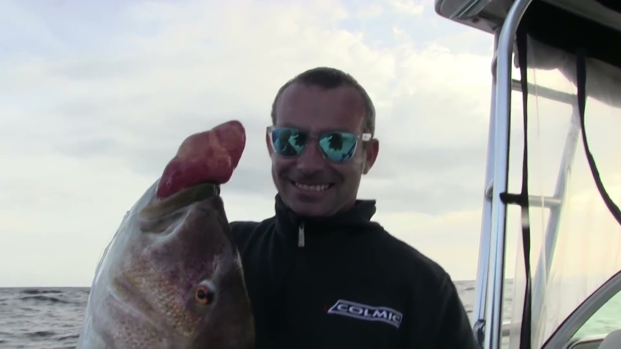 Pesca in Mare: Traina ai Grandi Predatori della Sardegna con canne Colmic | Pesca Dalla Barca TV