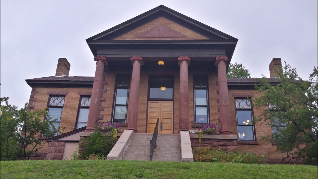 Bayfield Wisconsin ~ Wandering a Small Touristy Town