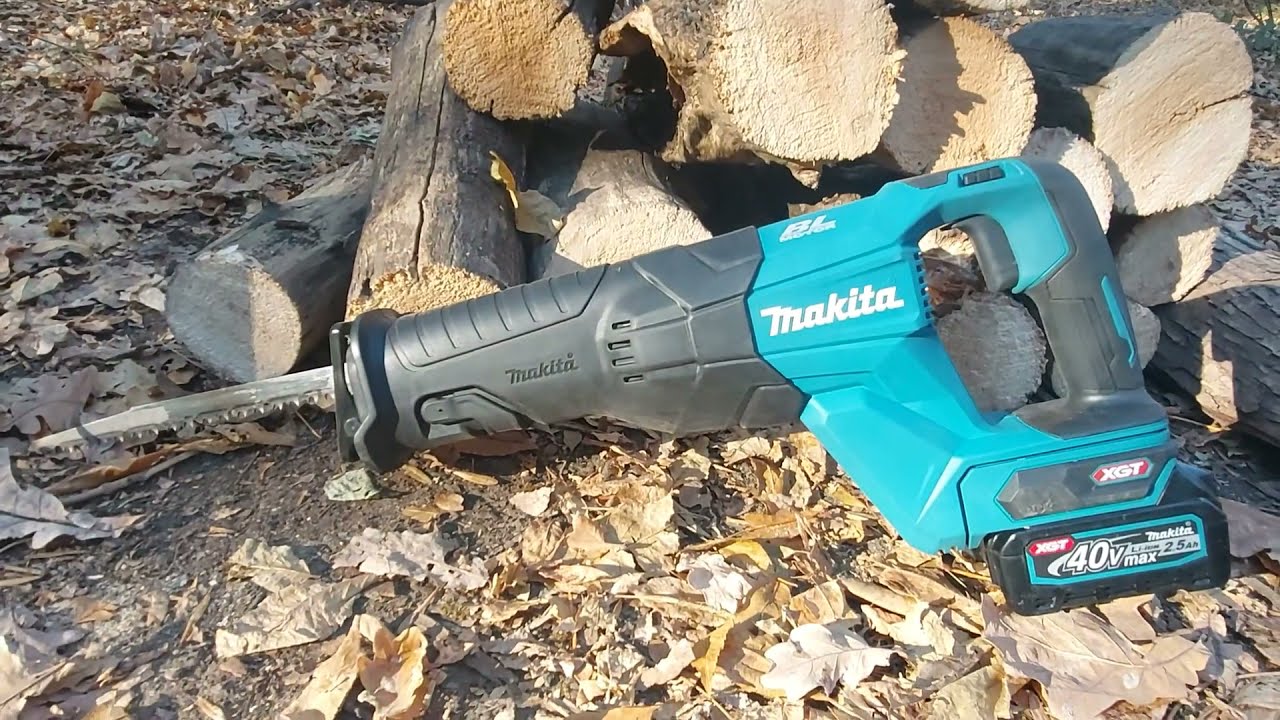 Makita XGT 40V Jr001g в Работе