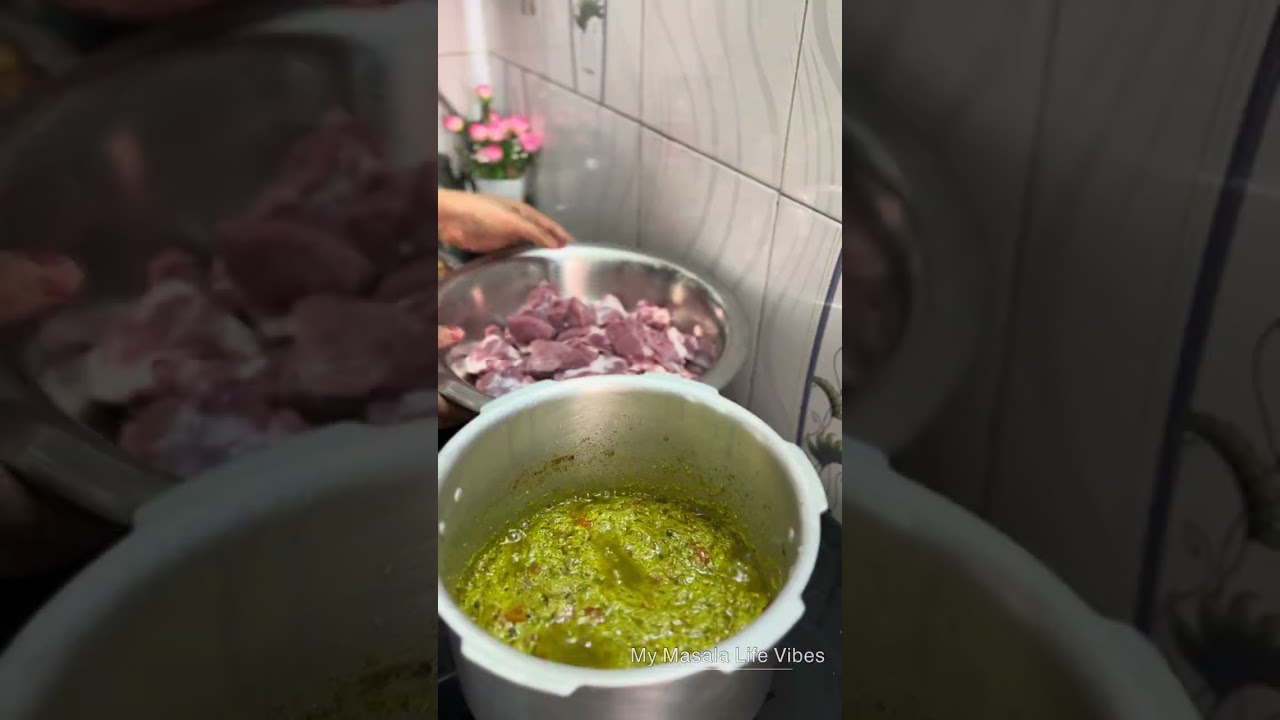 What Is This Biryani?! Viral Green Masala Mutton Biryani Recipe with 🥥| Must Try #UniqueBiryani