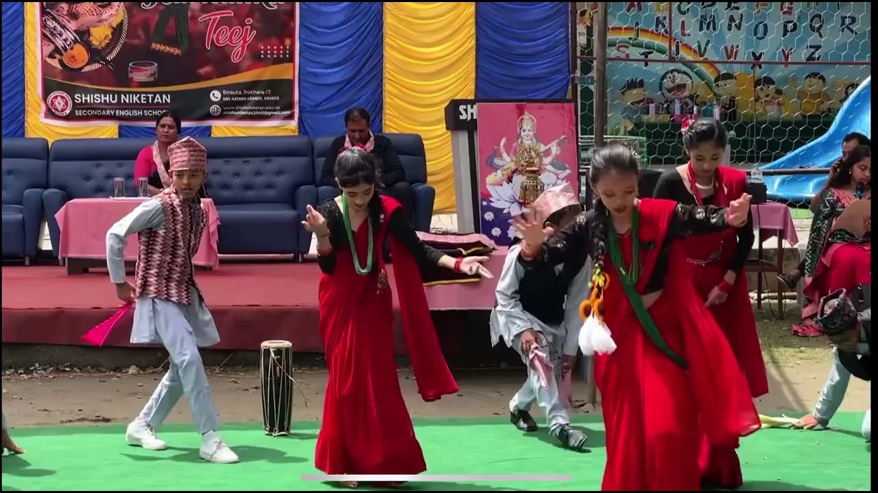 Teej dance by the student of class 6 B on Arikai ko dasi bari lai#bhavika #teejdance #arikaikodasi