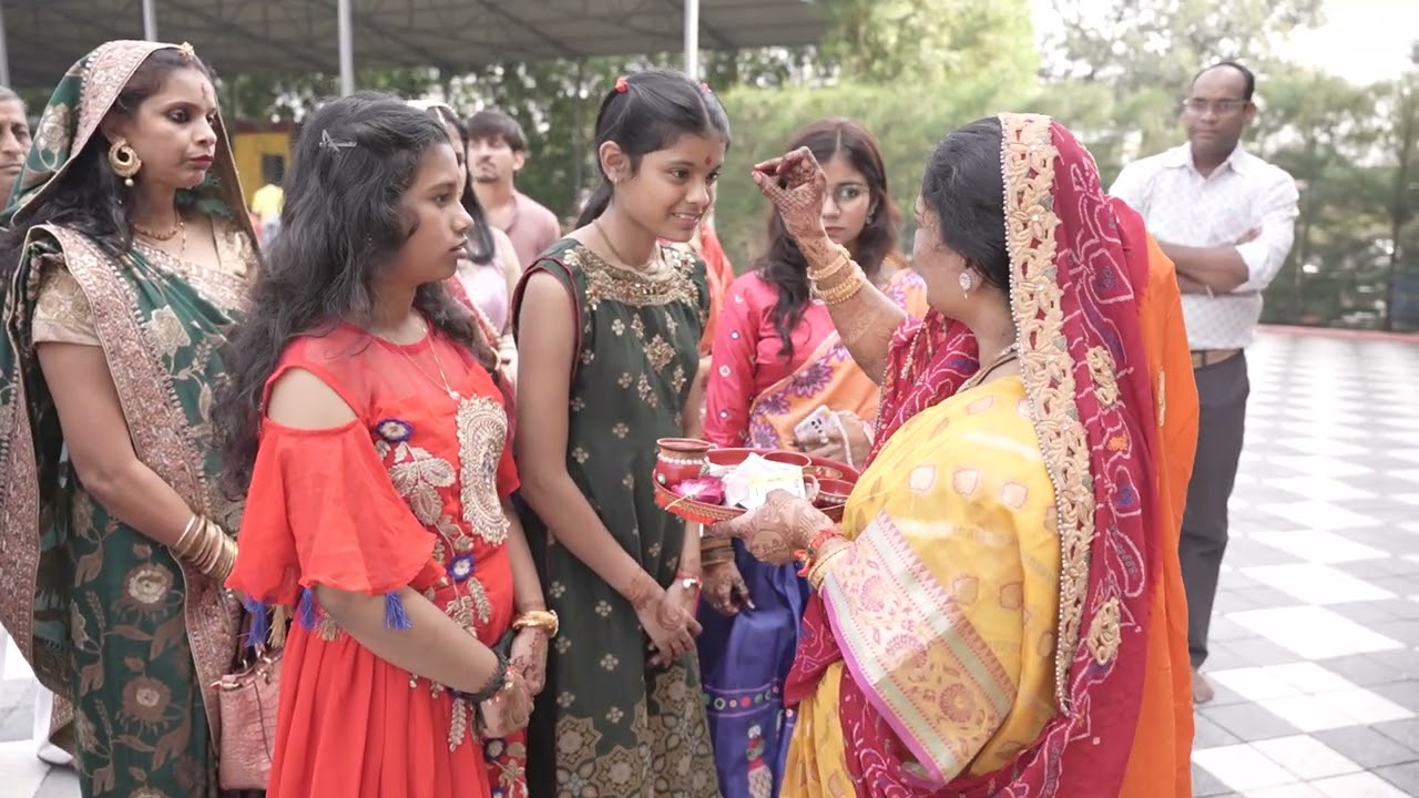 01 Mehndi & Mamera Raviraj & Pragati