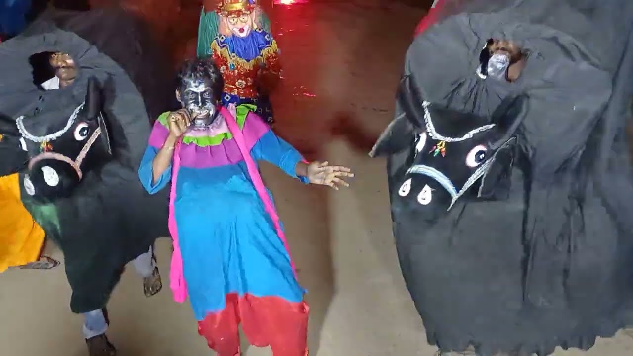 Akividu Madiwada | Ganganamma Youth | Dasara Celebrations 2023 | Vinod Akividu | Butta Bommalu Dance