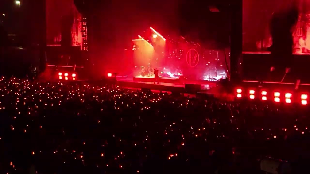 The Contract - Twenty-One Pilots at Hershey Park Stadium, PA - 9-27-25