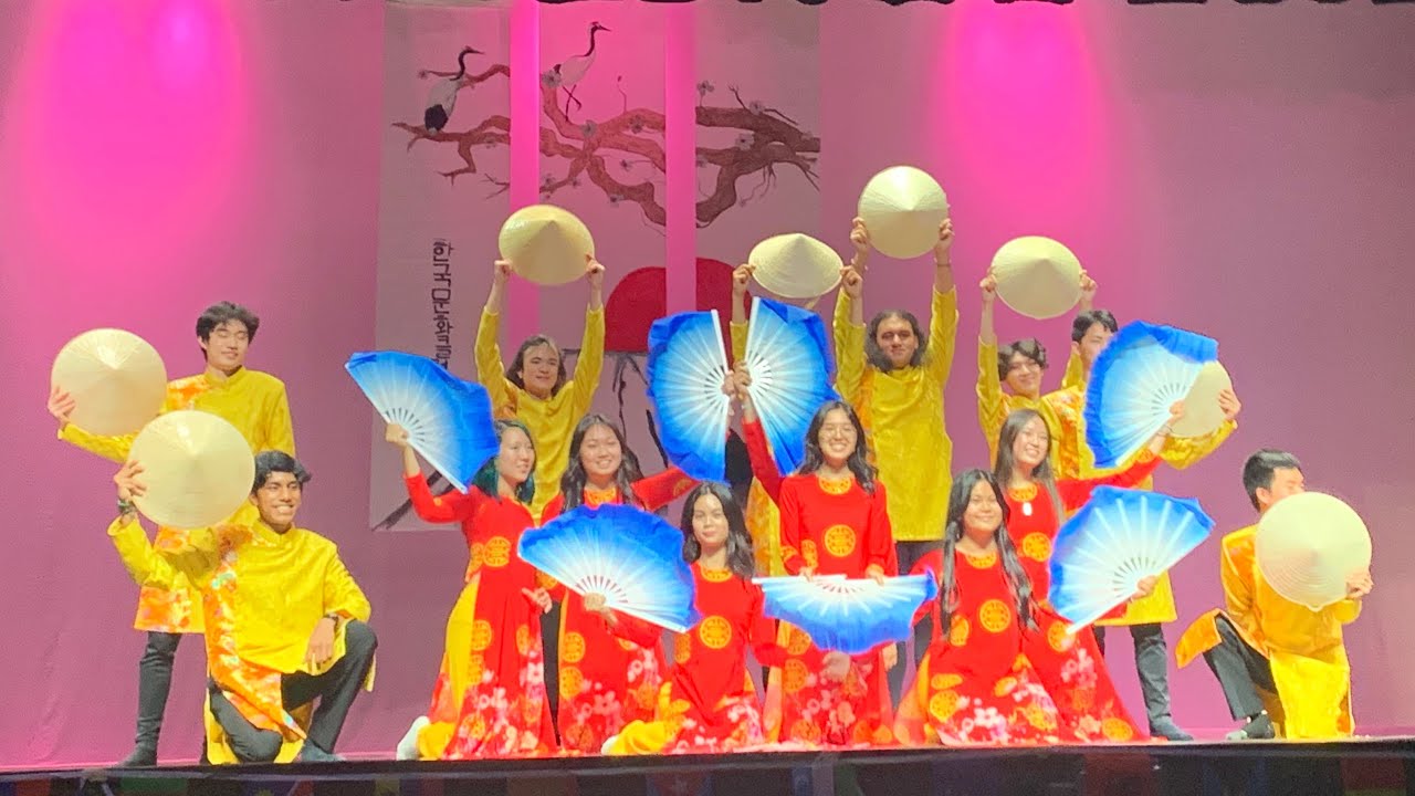 DHS F.EAST 2021-2022 Vietnamese Fan Dance
