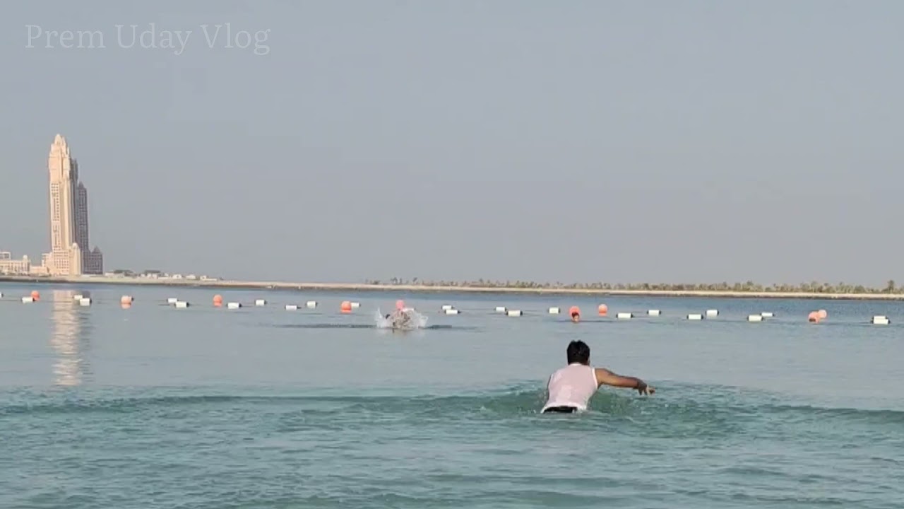 Abu Dhabi Corniche Beach #uaeupdate #abudhabi #travlevlog