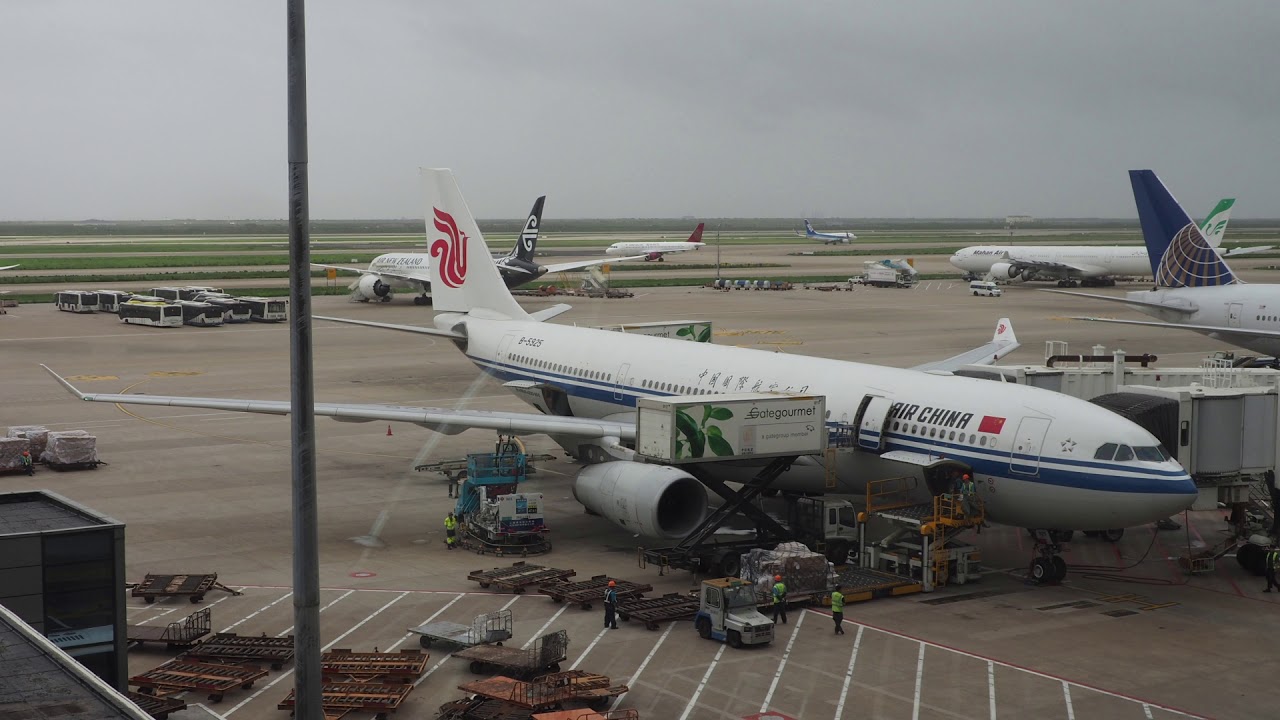 2018/07/11 Air China 919 Announcement: Shanghai Pudong - Tokyo Narita
