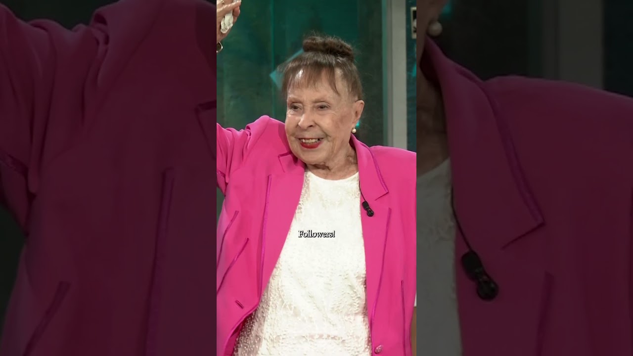Gemma Cuervo pone en pie al teatro | #LaRevuelta 19.11.2025