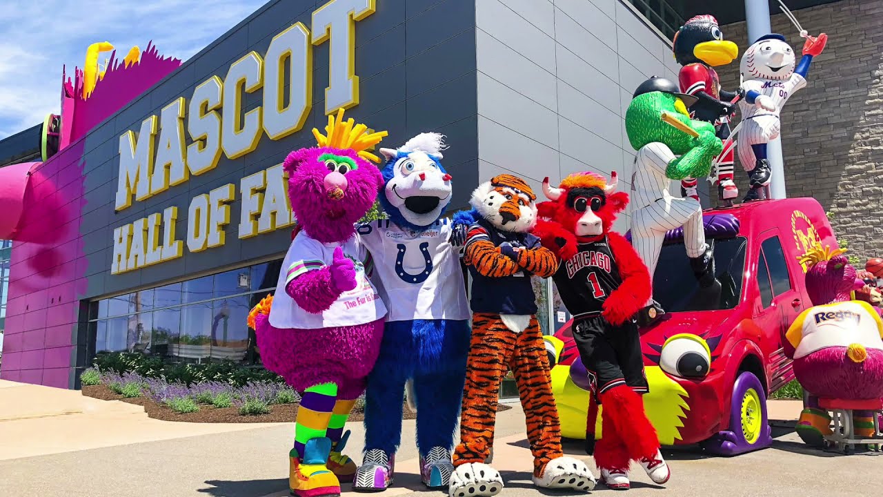 Tomfoolery at The Mascot Hall of Fame!