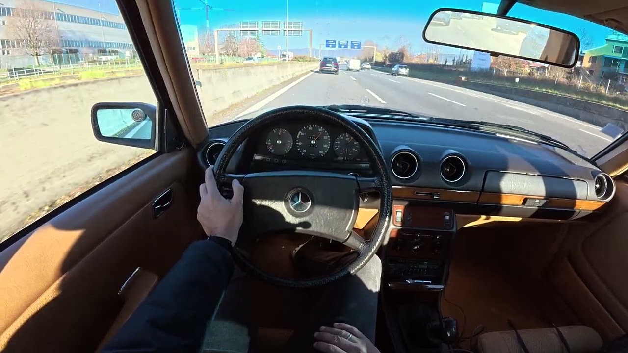 POV - 1981 Mercedes 240D W123 - Exiting Milan - ASMR