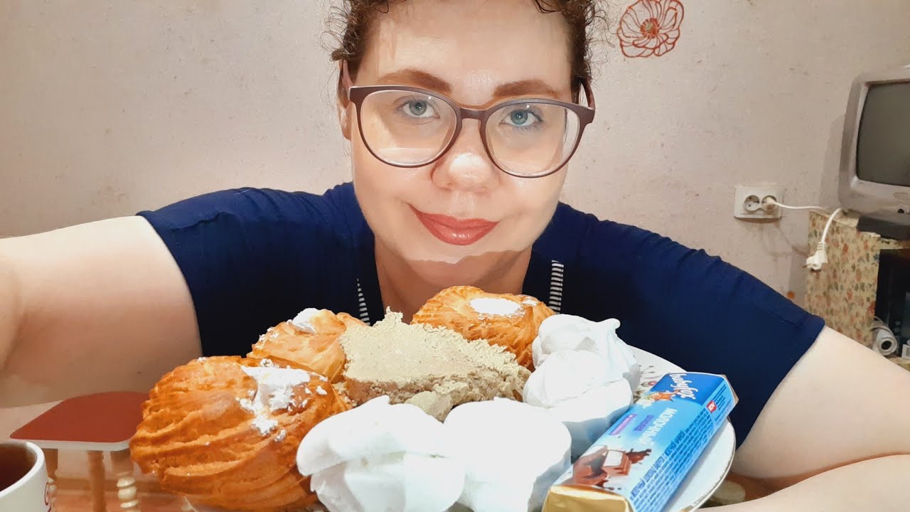 Мукбанг сладости/Мужчины любят пышек
