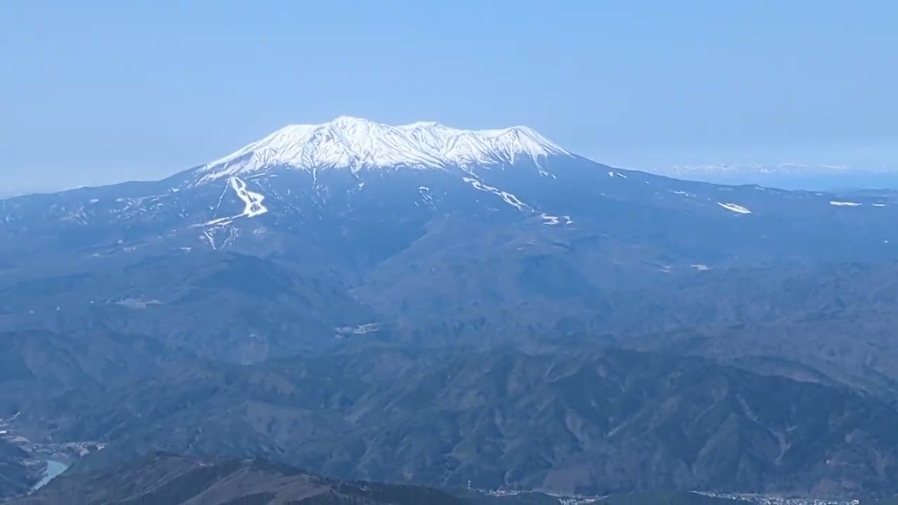 麦草岳、七合目小屋🛖上部より