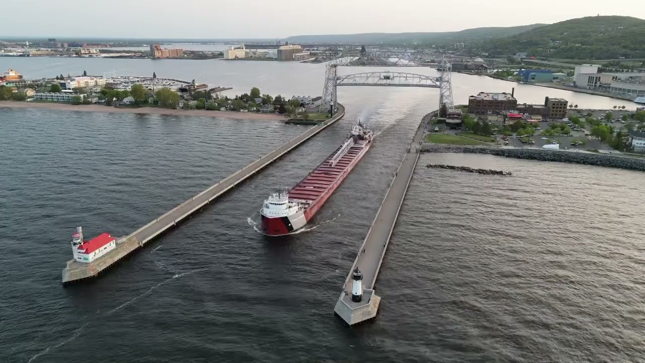 Gordon Lightfoot Tribute with the SS Arthur M. Anderson