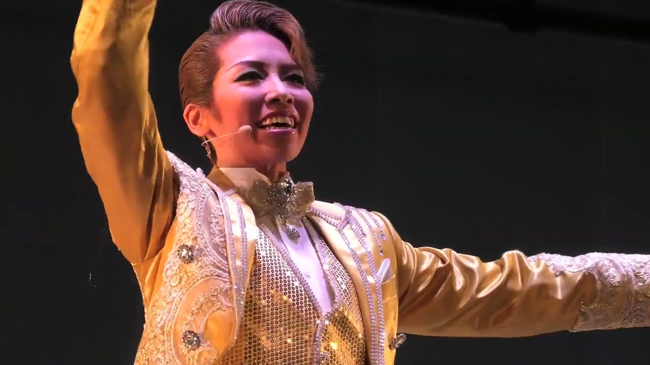 2024．11/7（木）14：30チームハピネス㊗初日『Christmas of Love Revue Show ハピネス～きらめく聖夜の輝き』ミューズ１列目下手側１番席～🎥動画撮影【４Ｋ／ズーム有】