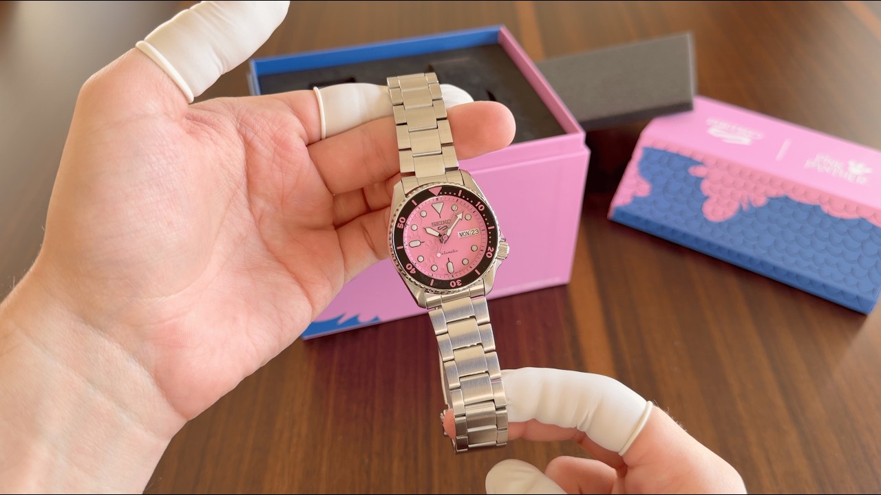 Seiko 5 Sports SKX Pink Panther Limited Edition of 9,999 pieces Ref. SRPM075 / 38mm Automatic Watch