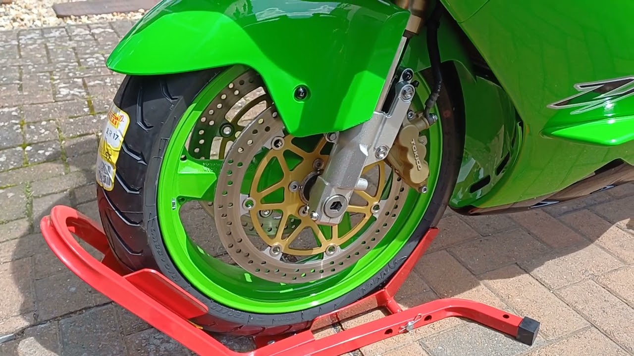 Kawasaki ZX12R A2.. Awesome!