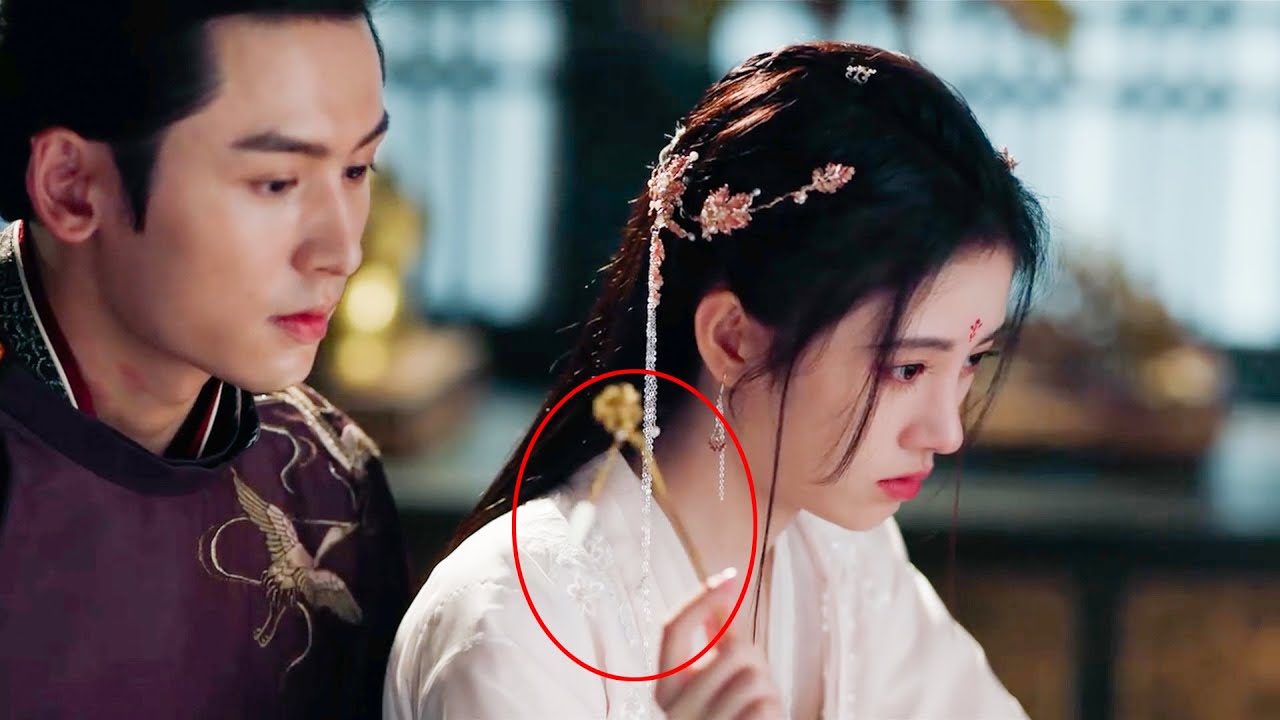 Cinderella dislikes prince’s plain hairpin, cherishes it upon learning he made it himself