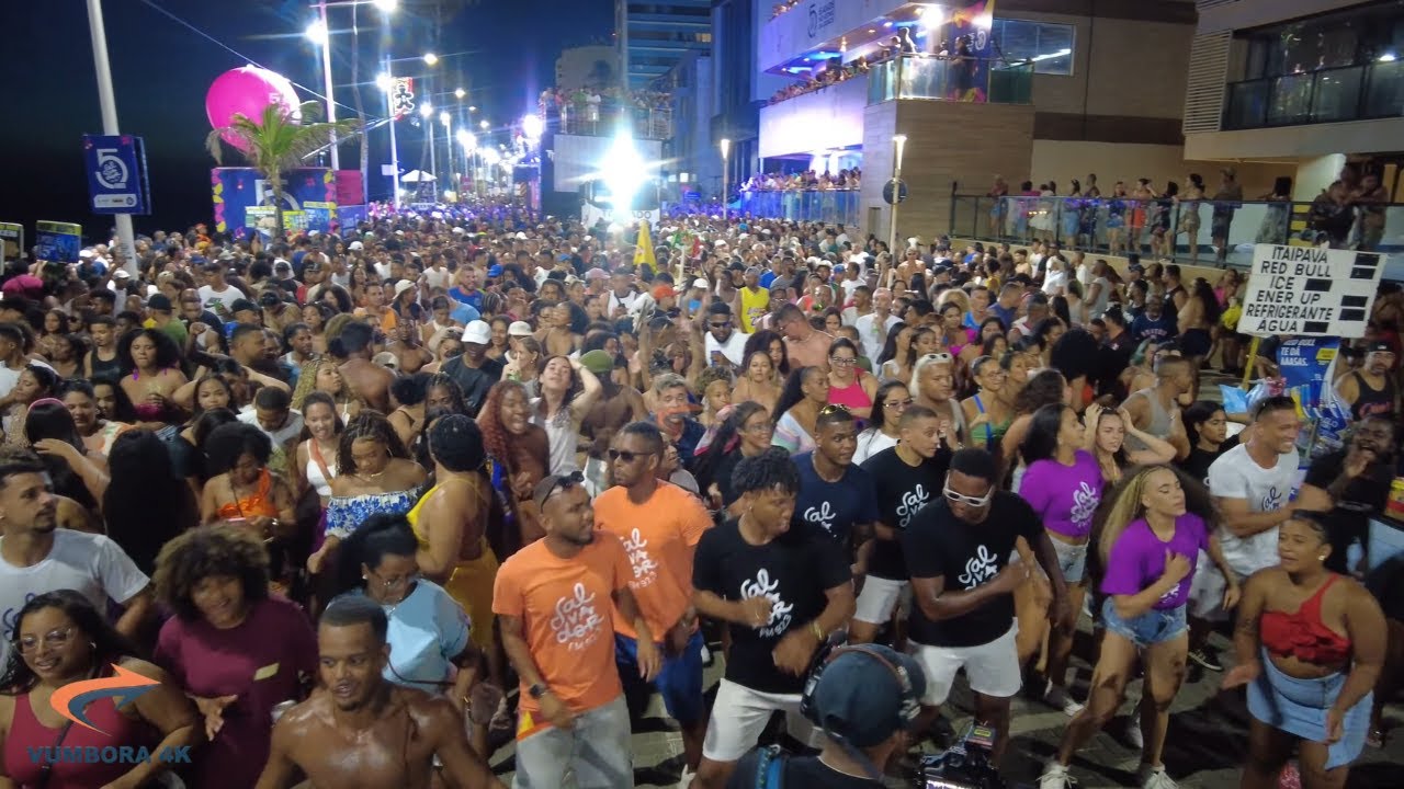 PRÉ-CARNAVAL - A CARRETA TRIO FLAVINHO PAGODART NO SUPER BOLOLÔ DA SALVADOR FM BARRA-ONDINA