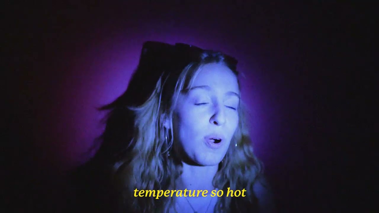 Maude Latour - Lunch (Official Lyric Video)