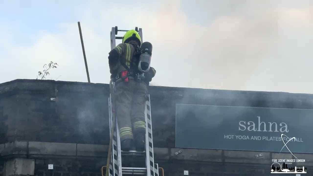 30/1/26 10 Fire Engine Attendance-Commercial Property 🔥 Fire. Regent’s Park Road, Chalk Farm, NW1.