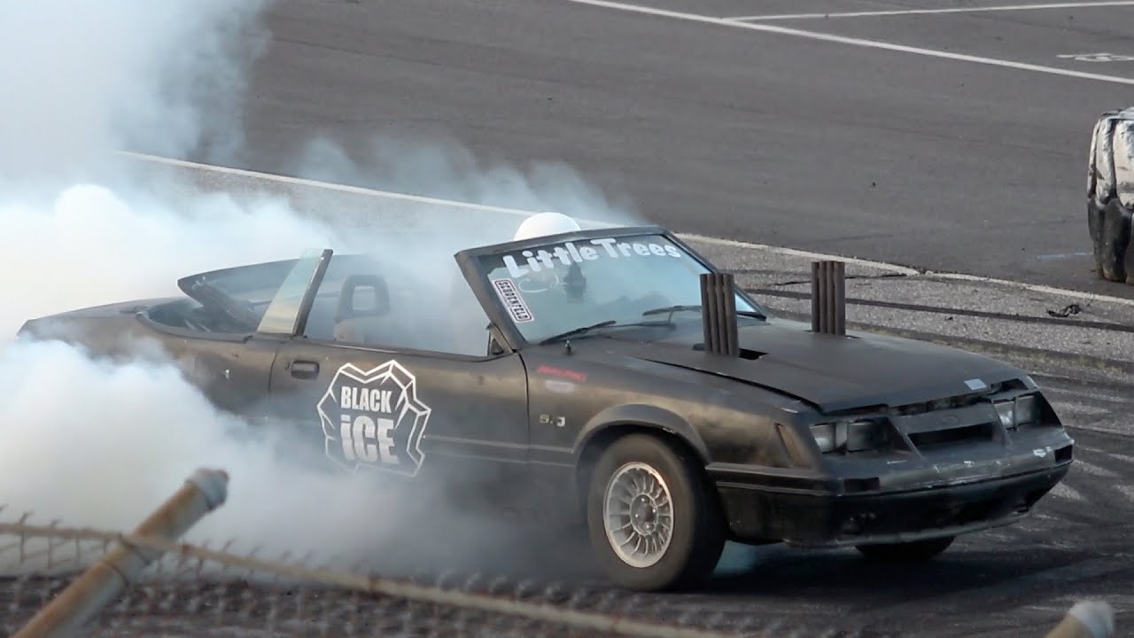 Burnout Competition at Oxford Plains Speedway SEPT 2024