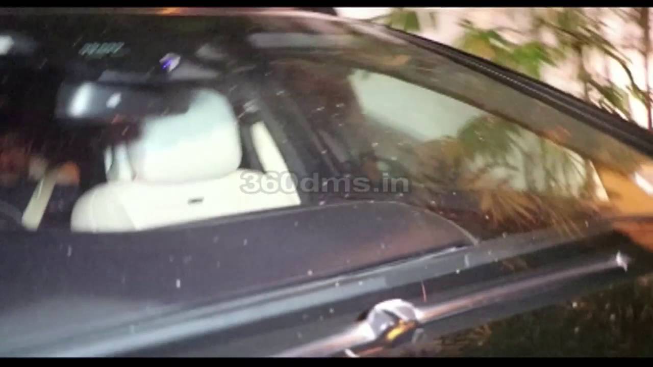 Ramadan Special - Aamir Khan Visits Imran Khan's House For Roza IFTAR Party - Watch Video