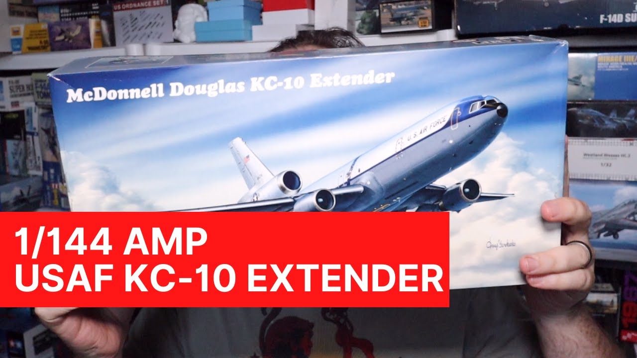 AMP 1/144 KC-10 Extender Model Kit 144-004: A look inside the box