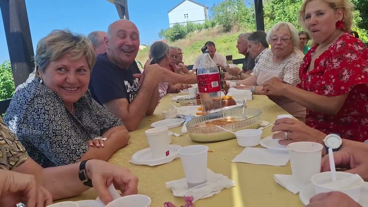 Almoço convivio   na tojeira cadaval em casa da Fatima