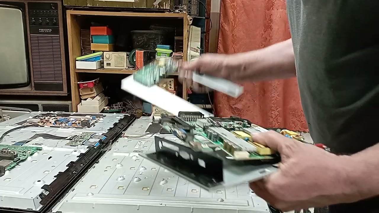 Модернизация телевизора AKAI LEA-39J29P превращаю в Samsung.