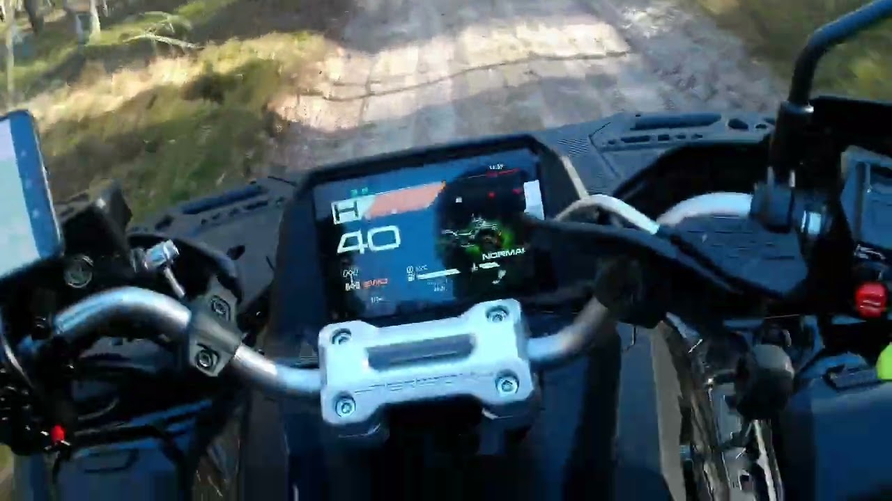 Goes i Linhai 650  korzystamy z pogody #cfmoto #offroad #goes #offroading 