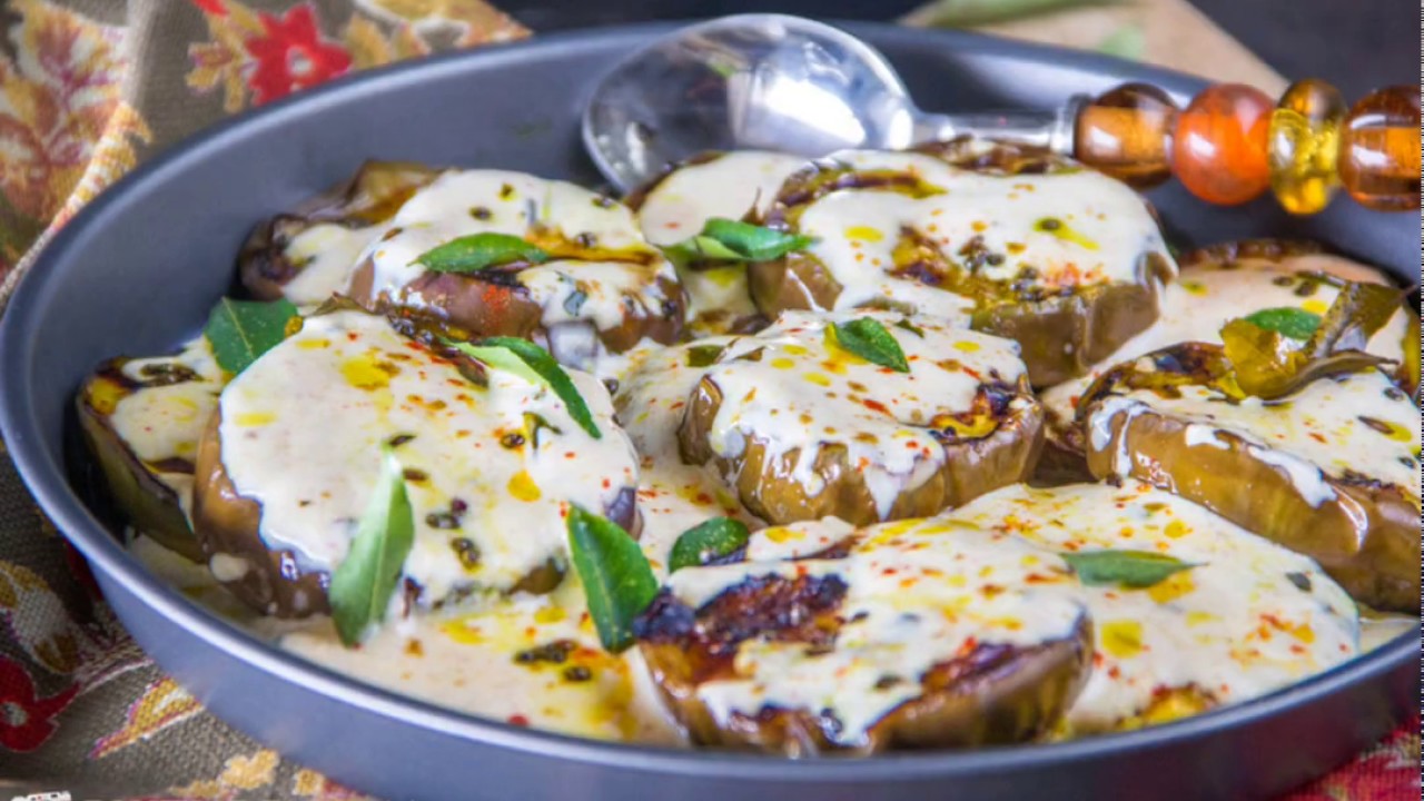 Doi Begun | Bengali style brinjal or eggplant in a yogurt sauce