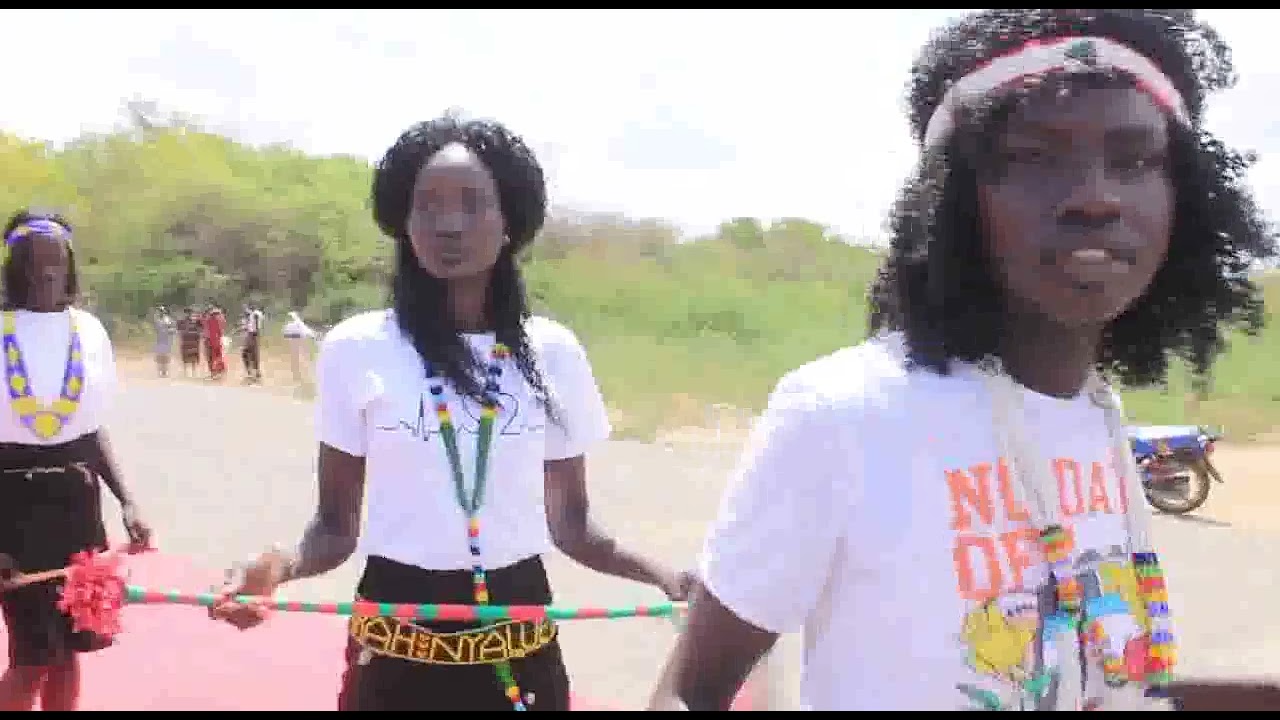Panaruu Traditional Dance [Kakuma] ..Wun_Weny《| (Door De Buga De Bol)|》