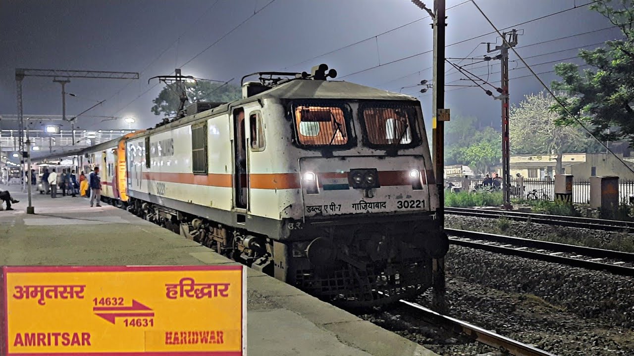 Full Night Journey | Dehradun to Ludhiana Jn | 14631 Dehradun - Amritsar Lahori Express | April 2022