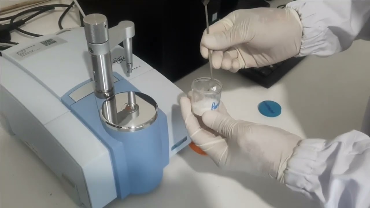 Analisis Farmasi: Metode Spektroskopi Infrared (FTIR-ATR)