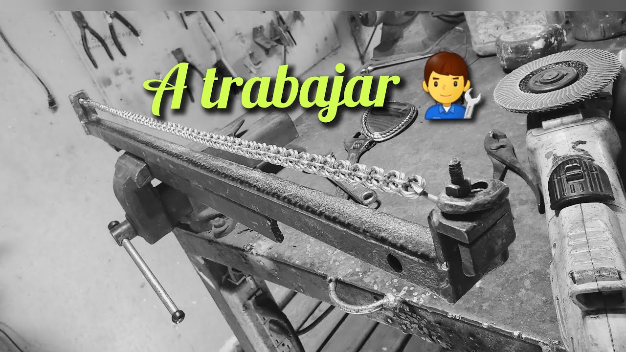trabajando y platicando