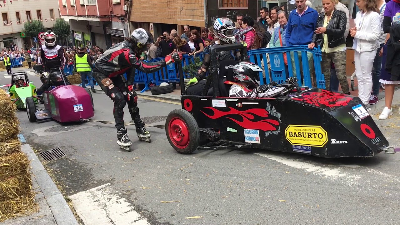 Rontegi celebra su multitudinaria bajada de 'goitiberas'
