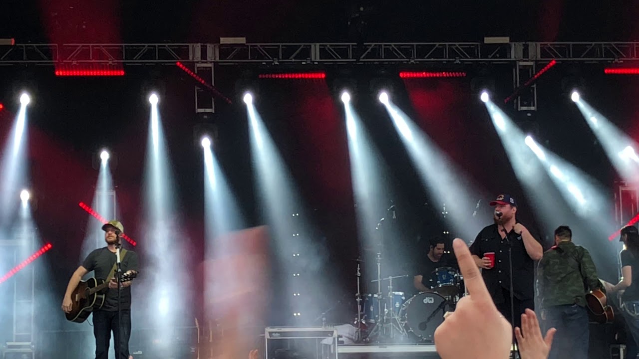 Luke Combs - Take it Easy (Eagles Cover) - Live at the Innings Music Festival - Tempe Arizona