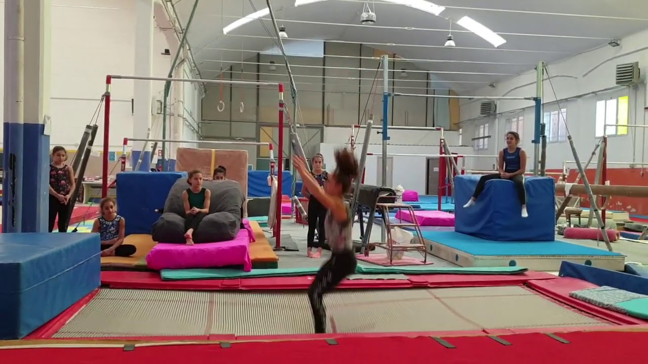 VALIGIA CHALLENGE AL TRAMPOLONE DI OTTOBRE!! Ginnastica Artistica CSB