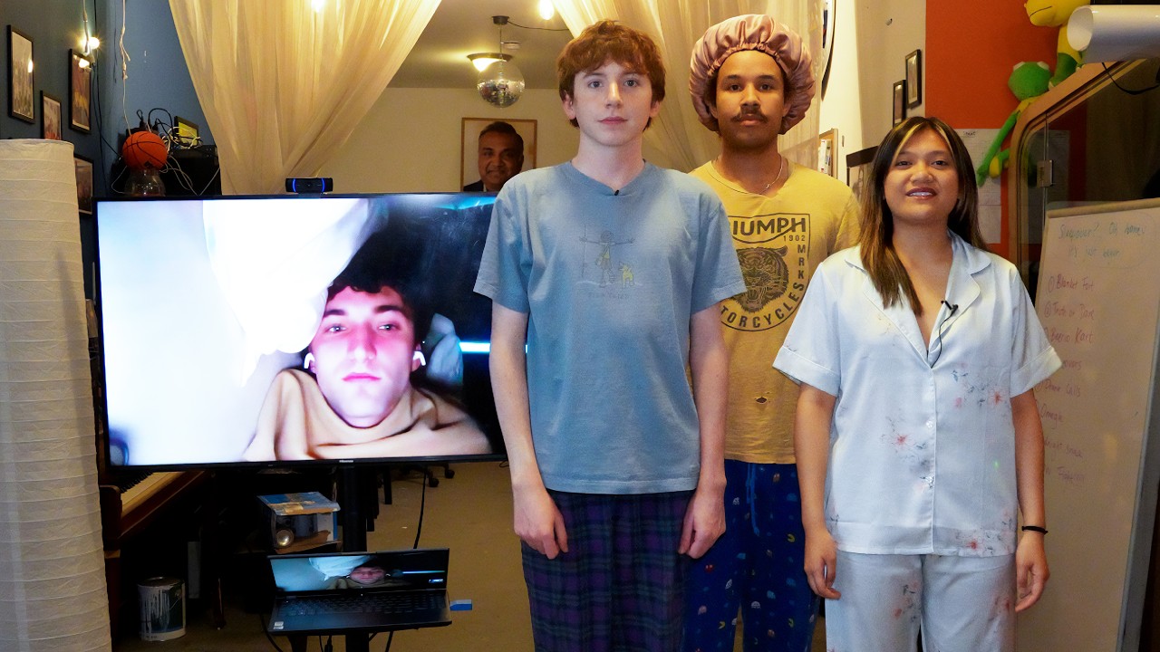 Sleepover with our friend who's 3,300 miles away