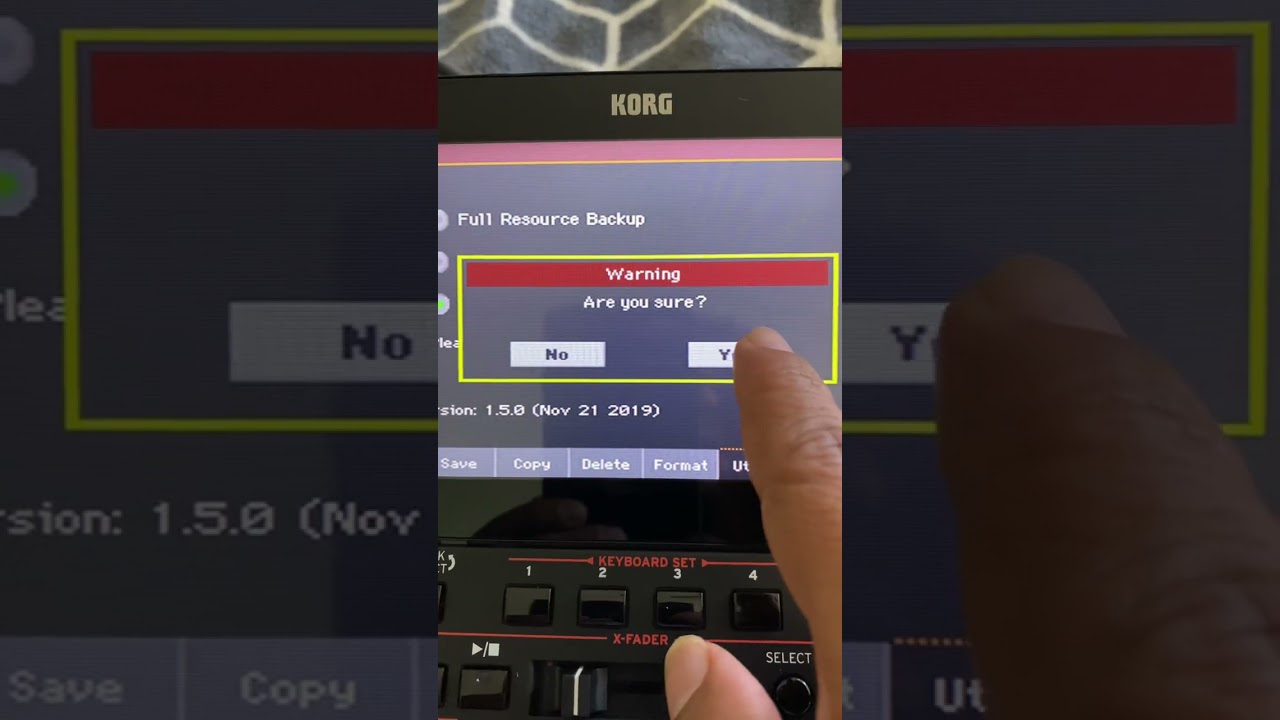 Как восстановить заводские настройки Korg PA1000