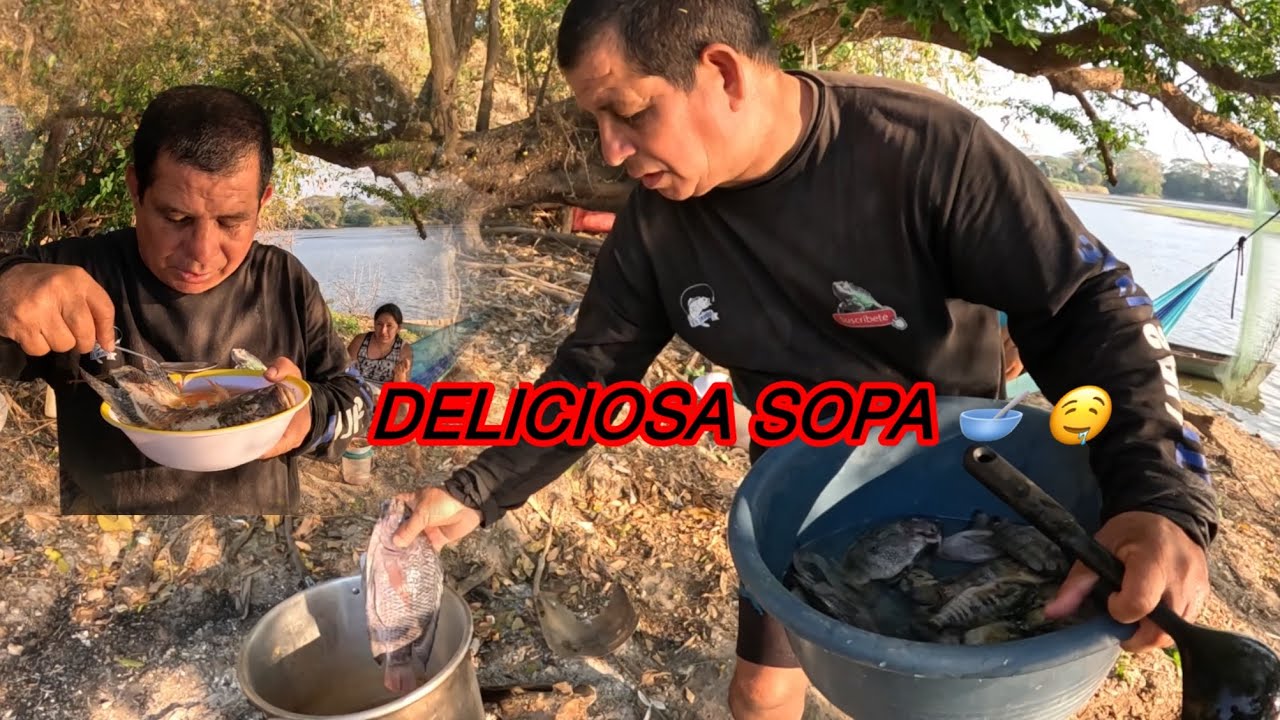 Asiendo una Rica sopa en el galillo😅😋