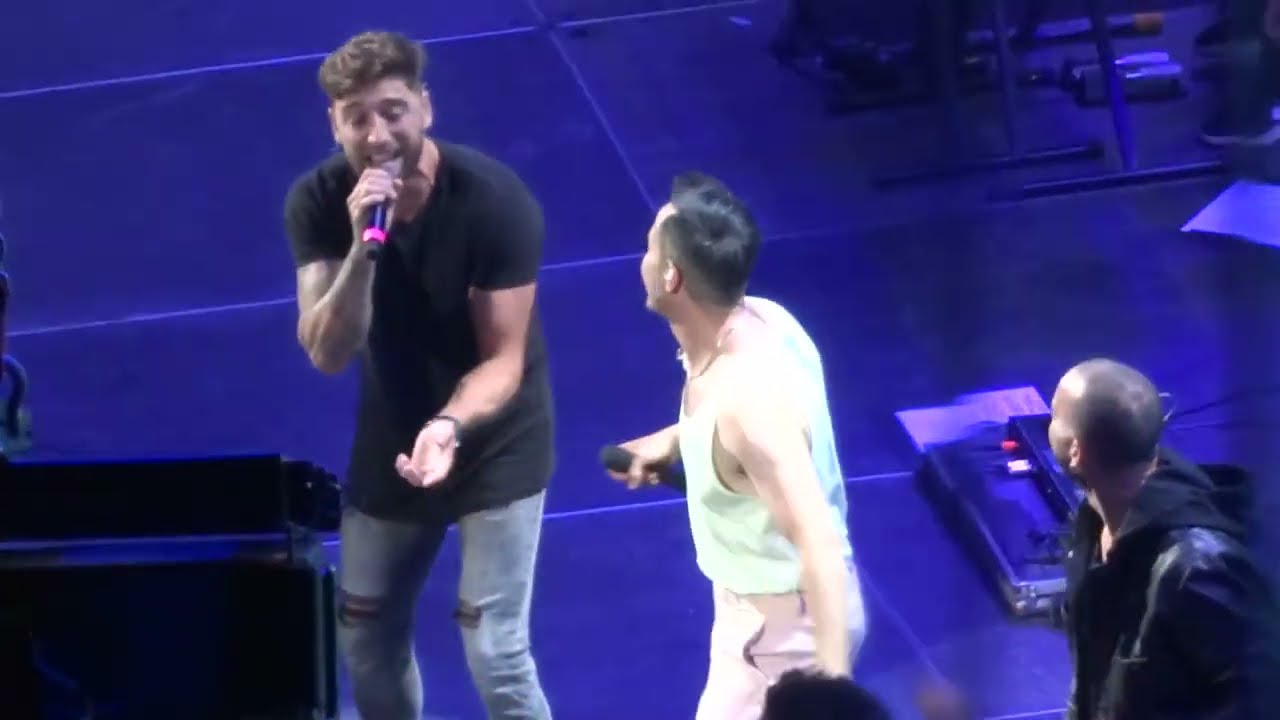 Luciano Pereyra con La K'onga - Si fuera tan fácil - Si te vas - Movistar Arena - Bs. As. - 10/11/23